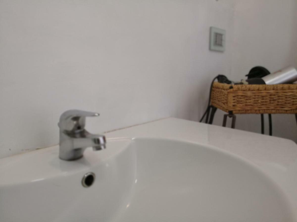 White Guesthouse Firenze Esterno foto